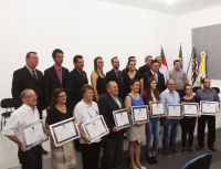 Uma noite de homenagens realizada pelo Poder Legislativo!